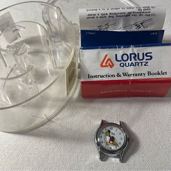 Vintage Disney Mickey Mouse Lorus Watch, Lorus by Seiko Mickey Mouse Watch 27mm - Picture 5 of 5